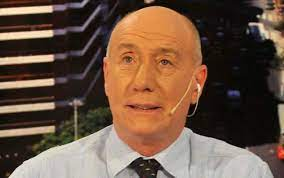 #QuieroAAndyEnLaTele 
El lunes despidieron de <a href="/ElDoce/">El Doce</a> a <a href="/andyferreyra/">Andy Ferreyra</a> , pero no es "lo que le sucedió", como una entelequia: fue un despido SIN CAUSA.
Acá los ejecutores del despido:
-Ricardo Blanco, gerente general de <a href="/ElDoce/">El Doce</a> 
-Aldo "Lagarto" Ghizzardi.