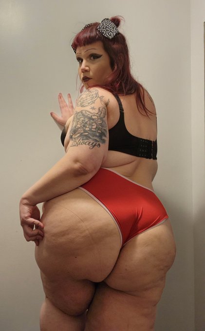 On Wednesday's, we show off our ass. https://t.co/iq1hfrjae4<a href="/tag/mvsales"class="tags"><span>#mvsales</span></a>