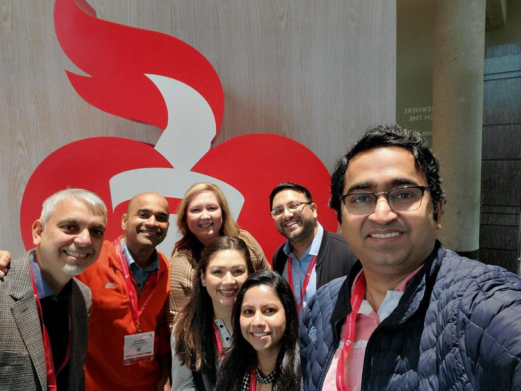 neuroreo's tweet photo. UMMC crew at #ISC2023 @Artofstroke @StrokePhysician @SalTarique @MaryamZulfiqar_ @UMMC_Neurology @UMMC_NeuroRes https://t.co/aVGIkUYMZk