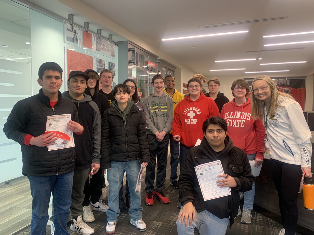 HKellyCG's tweet photo. We had a fabulous time at @hofferplastics this afternoon! It’s amazing how many careers are out there for our students to explore. Thank you for helping us build our #CareerExperienceProgram, Hoffer! ⚙️ https://t.co/SZrwjtAbBb