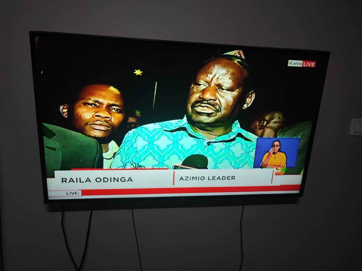 Stanleysopol1's tweet photo. FRED MATIANGI IN 2021

The police have all the rights to search every house and to arrest any individual they believe has committed a crime. Let us not politicise the work of our police officers.
#BoycottEquityBank 
#Karen 
#UhurunikulipaUshuru 
#BreakingNews https://t.co/WMVHKz5RpU