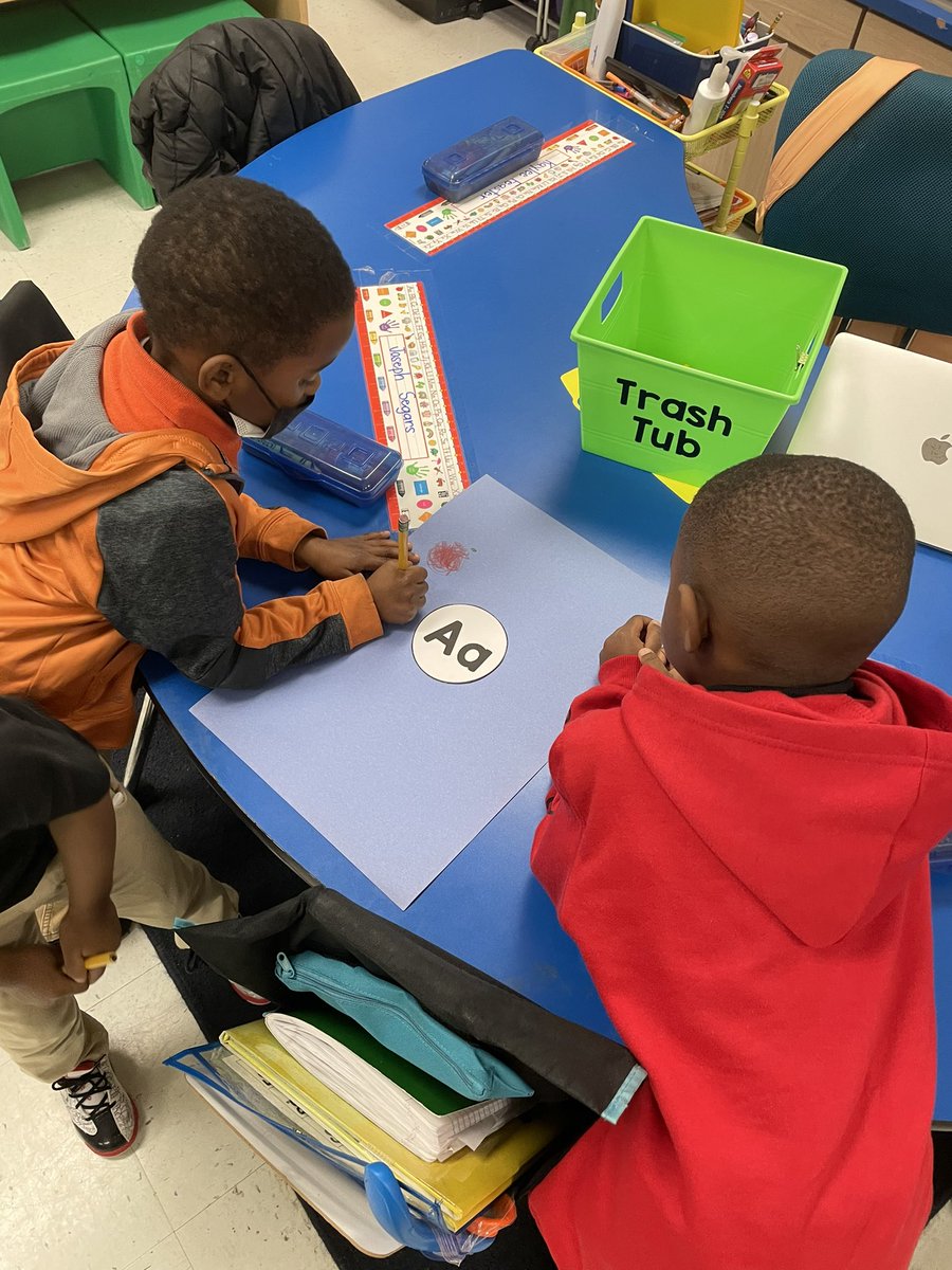 RexrodeMLST's tweet image. Students completing a carousel brainstorm to identify words that begin with A, G, M, P, &amp;amp; S.