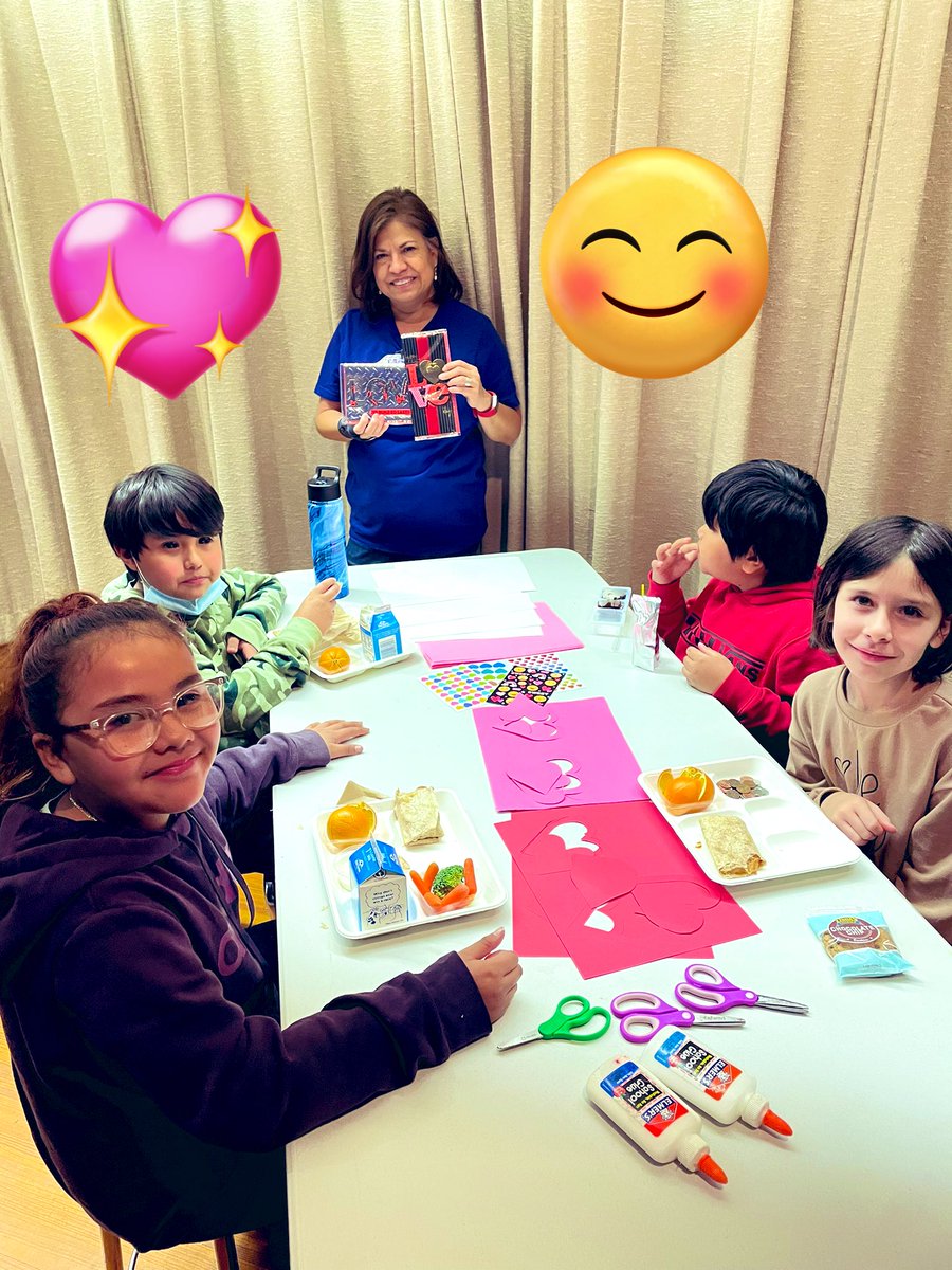 LinderEagles's tweet photo. Happy Counselor Appreciation Week to our amazing counselor @bcarsal! 🥳🥰 https://t.co/8zQzprZyZQ