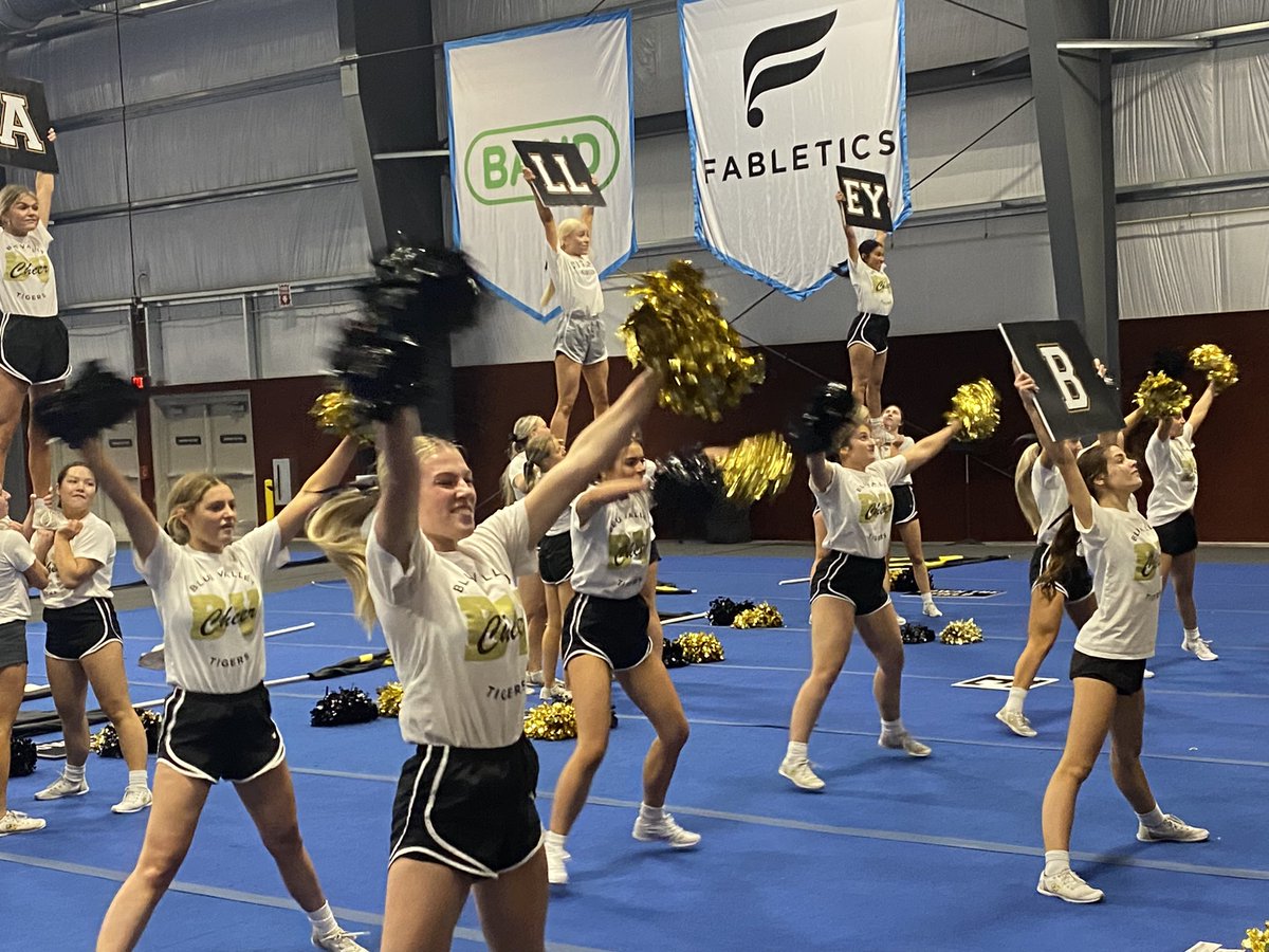 bvhs_tigers's tweet photo. Your Blue Valley High School 6A Cheer State Champions getting some practice time in at ESPN Worldwide of Sports in preparation for UCA Nationals. GoBVGoBVGo! https://t.co/LiN4KJjxnV