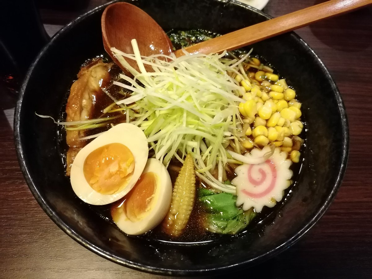 Richtig leckere Ramen gegessen bei Takumi in Berlin 😍 mit <a href="/LordSaliak/">Andy 🎙️ LordSaliak - Aufnahmeleiter</a> <a href="/StrohhutVA/">Kristian D. König</a> und <a href="/AzureMisty/">» Julia Bautz 🧡 🎙️ 🦋</a> ❤️