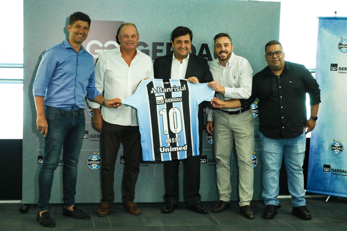 Hoje formalizamos o primeiro contrato de patrocínio específico para as nossas categorias de base com a Gigante <a href="/gerdau/">Gerdau</a>! Aproveitamos para alinhar outras oportunidades com a empresa que certamente nos ajudará muito daqui para a frente. Obrigado a Gerdau! Vamos por mais!