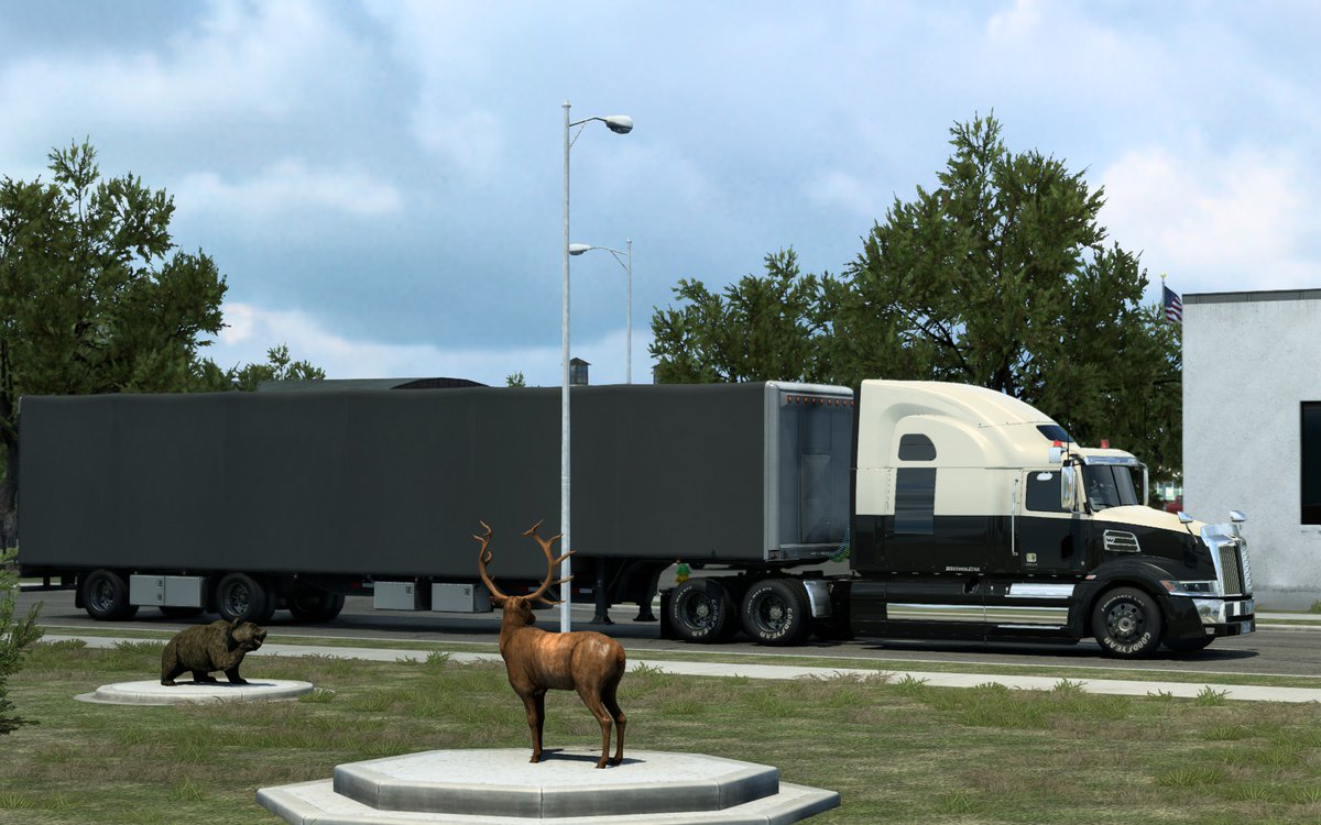 BRmalini's tweet image. @SCSsoftware #7YearsofATS @WstrnStarTrucks
#ATS5700XE @goodyear