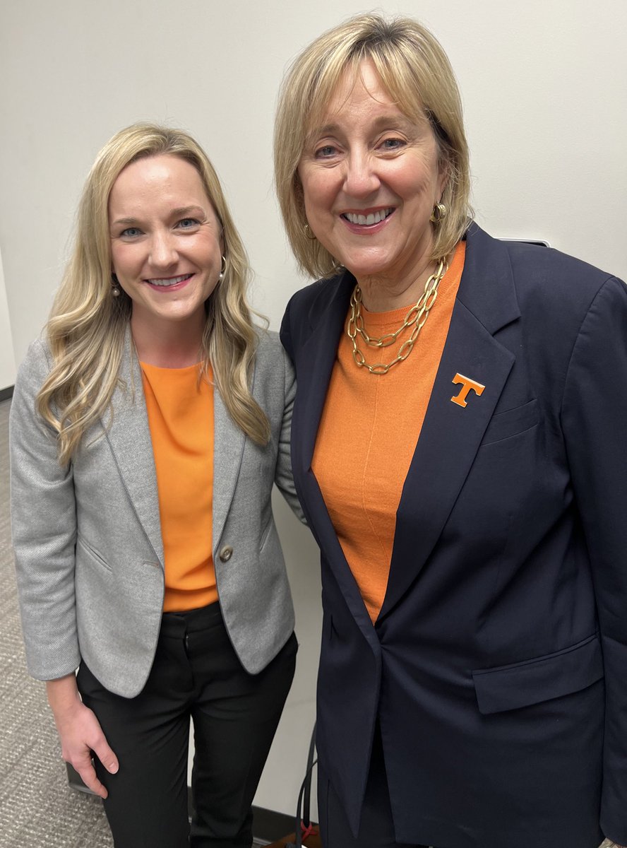 UT Knoxville Alumni on Twitter "RT DondePlowman Meet Andrea a proud tennalum