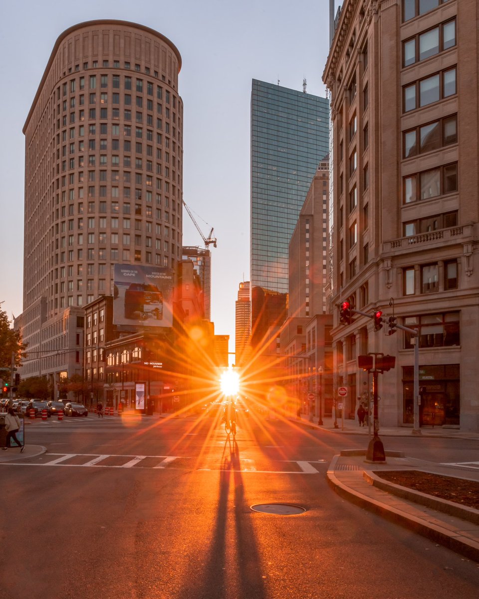 Boston Henge. Tonight is Boston Henge when the sunset lines up with the streets of Back Bay from Stuart through Beacon Streets.  If you are in town around sunset, check it out! <a href="/ericfisher/">Eric Fisher</a> <a href="/TheBostonCal/">The Boston Calendar</a> <a href="/neiltyson/">Neil deGrasse Tyson</a> #boston #bostonhenge <a href="/BostonDotCom/">Boston.com</a>