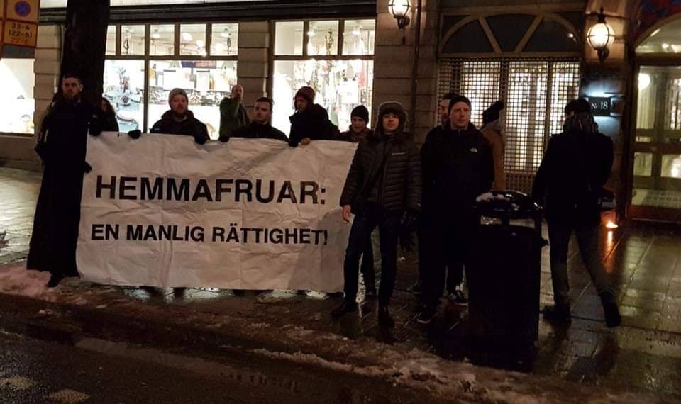 cursed högerbilder (@cursedhoger) on Twitter photo 