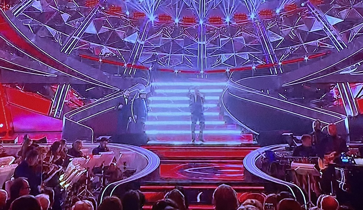 La vita va avanti, in ogni angolo di mondo, in qualsiasi condizione avversa o favorevole.
#minuscoliniattimidifelicita’
#rivieraligure
#Sanremo2023