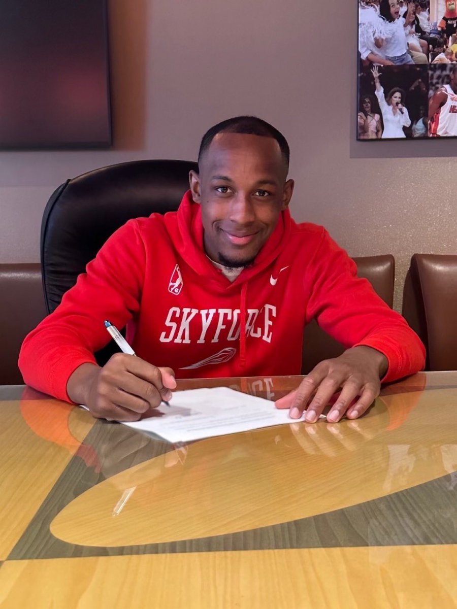 Shawn ๐ on Twitter: "RT @MarcJSpears: The Miami Heat say they have ...