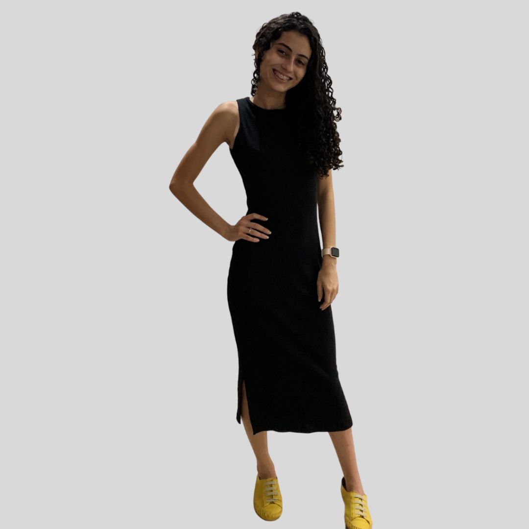 DSofisticadas's tweet image. O Vestido Madu canelado é uma peça clássica e super feminina. Aquele pretinho nada básico! Confeccionado em malha canelada. Possui shape justo e alças médias que possibilitam o uso do sutiã.
Tamanho único veste do 38 até 46.
R$89,99
#divassofisticadas #modafemina #vestidos