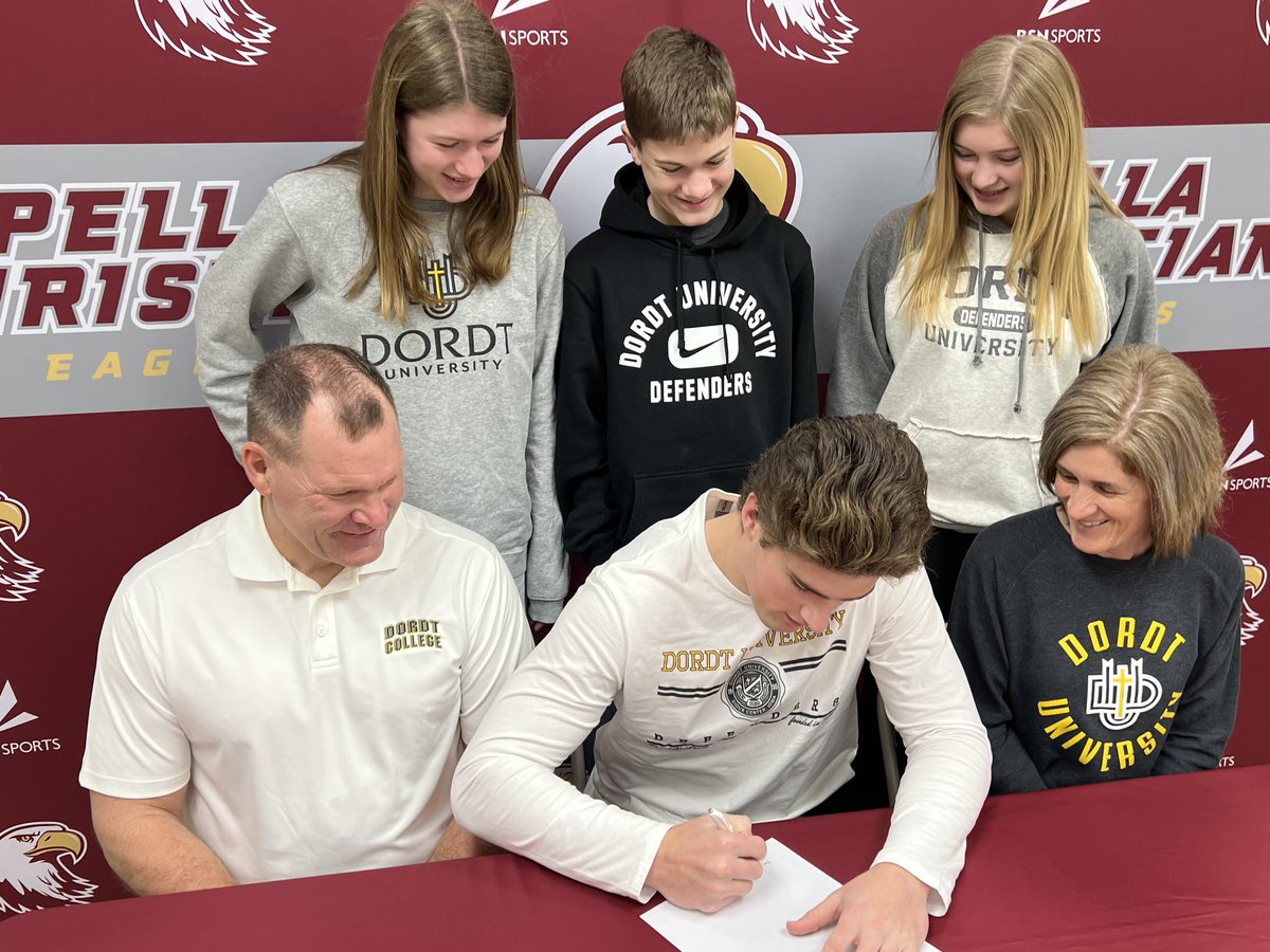Congratulations to Isaac Kacmarynski! He has signed a Letter of Intent to join the football program at Dordt University. Go Defenders!