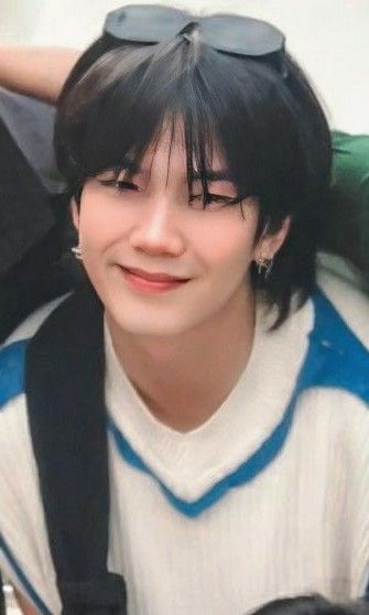 IVIF7's tweet photo. Se que esto no tiene nada que ver con Build pero alguien sabe hackear cuenta , esque una chica me robo mi cuenta de Instagram y como venganza quiero hakearle  su cuenta  o la mía , nosé , porfavor ayúdenme 🥺🥺#LatinAmericaiswithbuild https://t.co/99GUT2xka9