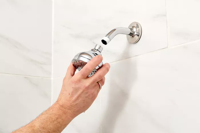 WaterfrontAgent's tweet image. Here&apos;s what you should know about fixing low water pressure in a shower. #DIYhomeprojects #homerepair  cpix.me/a/163368344