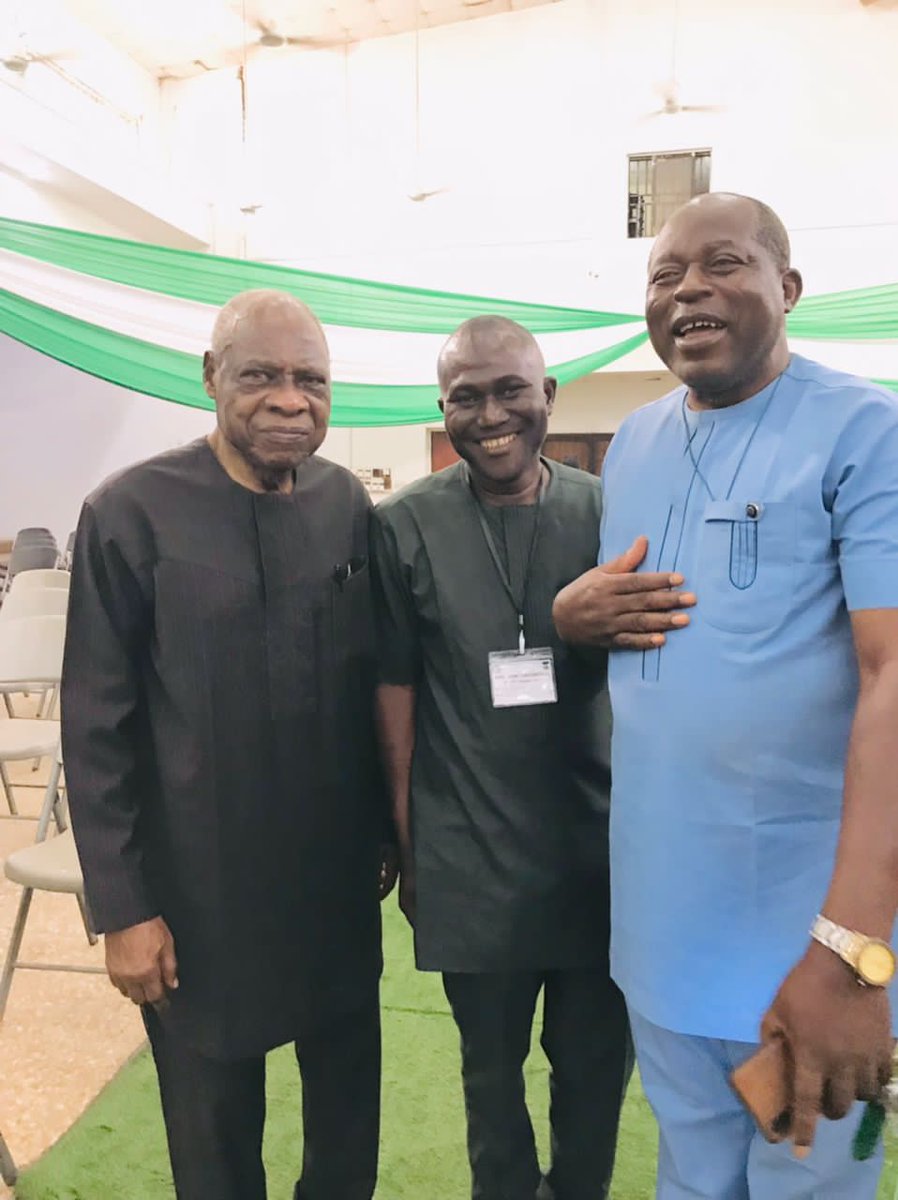 ANGeographers's tweet photo. We are glad to have Prof. Godfrey Ofomata join us today as we present to him a Life time Award. He lectured at the University of Nigeria, Nsukka for 38 years, the last 25 years as a Professor. Thank you for all your contribution to the growth of Geography in Nigeria. https://t.co/ESov4HL9Vt