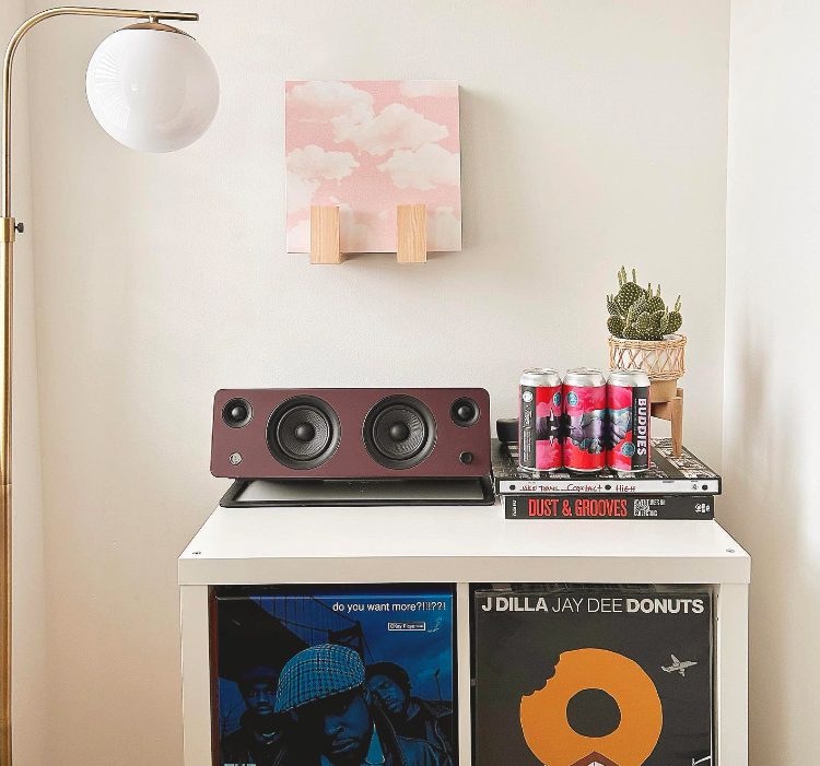 untappd's tweet photo. #CheckInLife -- brews and tunes
πΈ + π: waxutensils on Instagram
"Artist: Turnstile
Album: Glow On
Year: 2021
Sip and Spin pairing: Buddies Bumbleberry Milkshake Pale Ale brewed in Toronto Ontario by All My Friends Beer in collaboration with @TownBreweryCa" https://t.co/FANNONG5KB