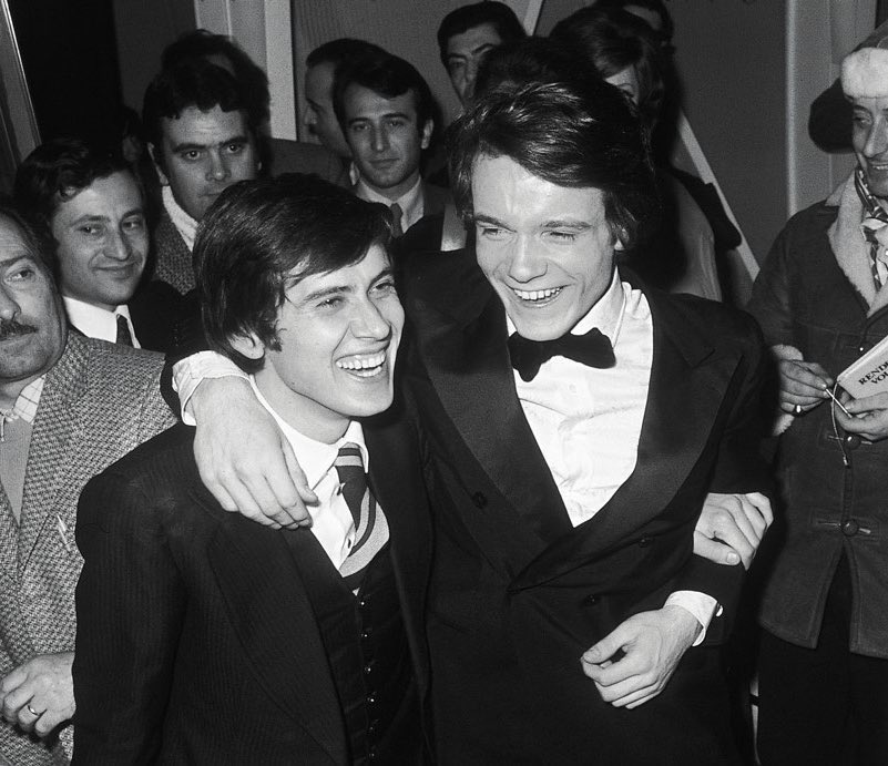 I6CHARLES's tweet photo. ❤️‍🩹
#Sanremo2023 https://t.co/JiEoas1nXy