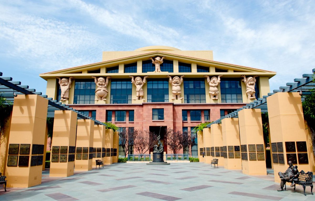 NEW: Disney's earnings beat. Theme parks delivered $2.1 billion in profit, up 35% from last year. $DIS

Q1 EPS $0.99 Adj. vs. $0.78 Est.
Q1 Revs. $23.51B vs. $23.37B Est. 
Disney+ lost 2.4M subscribers in Q1