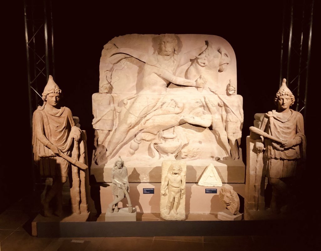 JuliaSchwarzer's tweet photo. Greetings from the Rhein-Main Mithras Hub @Archaeol_Museum 🔪🐮 🐍 🦂 https://t.co/rRQ87WiPMj