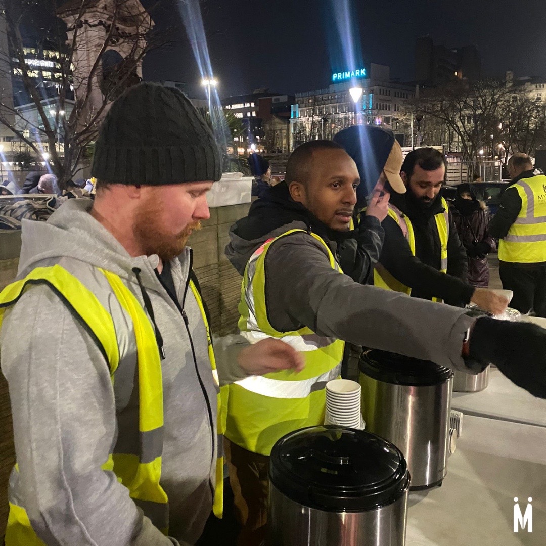 MandemMeetup's tweet photo. The Mandem out in force tonight at Piccadilly gardens. Thank you for coming and giving a hand to those that need it🖤

#Mandem #Meetup #Manchester #Homeless #HelpHomeless #MentalHealth #MenCanTalk https://t.co/UbmfHK4U9h