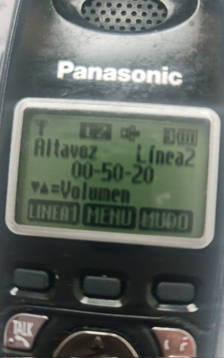 0627_natalia's tweet photo. @miplanilla Buen día. Llevo dos días intentando comunicarme y no es posible, en una llamada 40 minutos y otra 50 minutos. Por favor necesito ayuda. https://t.co/wuoB4dygMS
