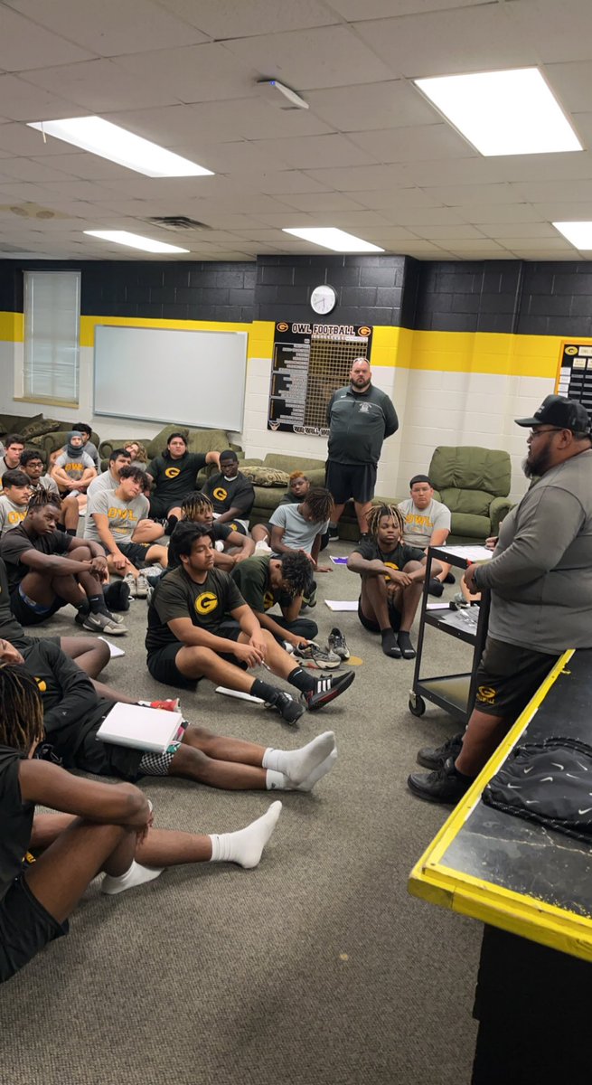 “Be Uncommon” 

Great day of character building before our workout!#WeWillWin