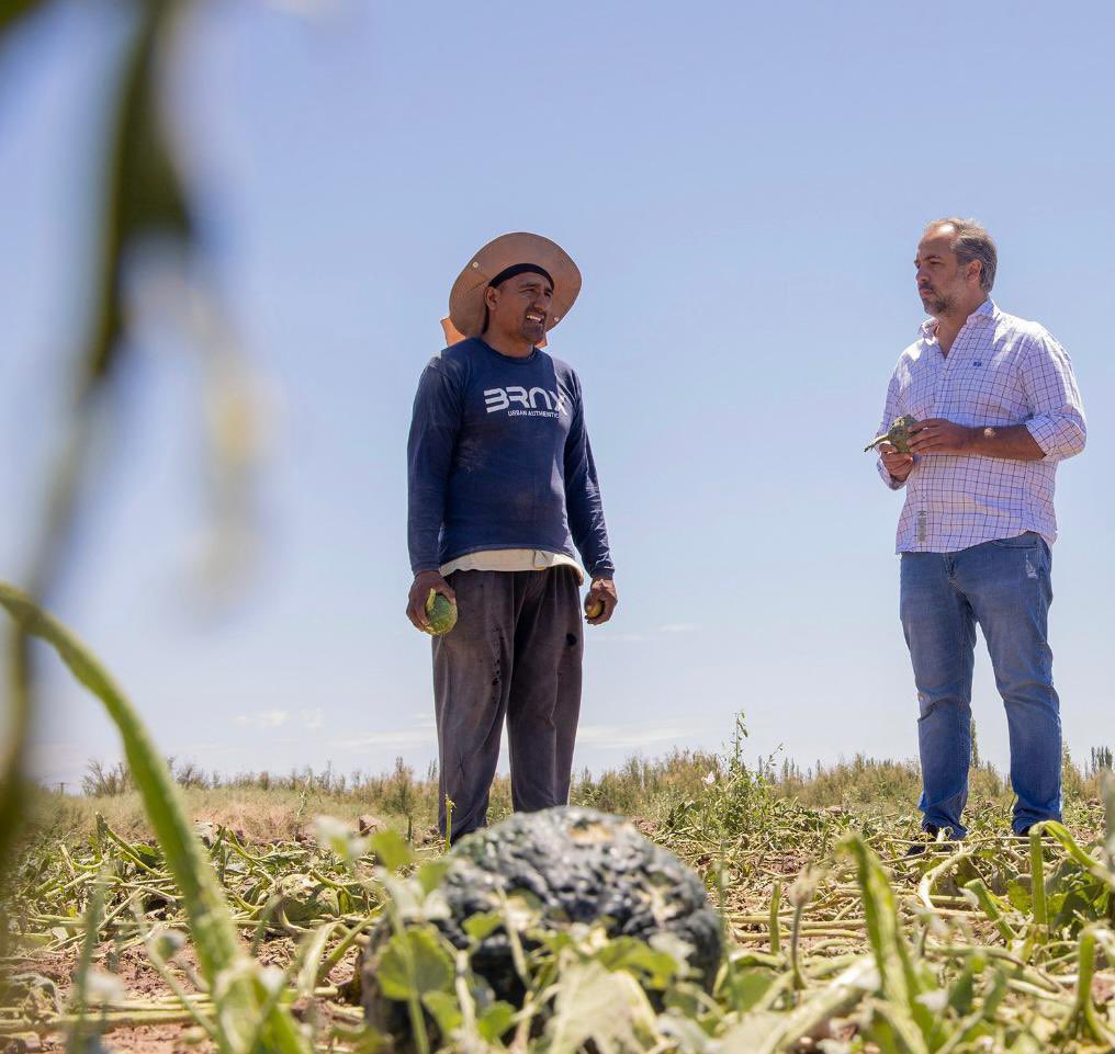 🫂• Desde el Municipio seguimos trabajando incansablemente, es por eso que acompañaremos con más de $90 millones a las zonas más afectadas para subsanar los daños que sufrieron con las fuertes tormentas.

Somos un Estado presente que se ocupa de la comunidad maipucina.