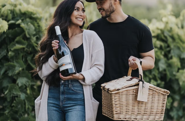 Eden_Rift's tweet photo. Last chance 10 tickets left!  Valentine's Hike &amp; Picnic Lunch for 2 this weekend, Saturday the 11th from 12-4pm.
Enjoy a walking hike with your special someone amongst the vines to a few of the Estate's most beautiful view points!  You will be welcomed with a glass of wine and a https://t.co/i06687GOLy