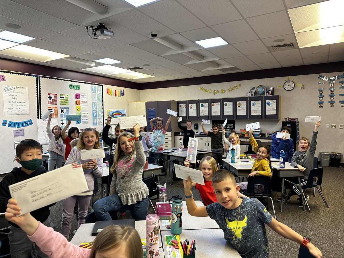 CTrommels's tweet photo. Woohoo! More pen pal letters! https://t.co/2XX7DToueH