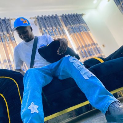 HKoolestdude's tweet photo. #NewProfilePic https://t.co/NIzMF9VQGw