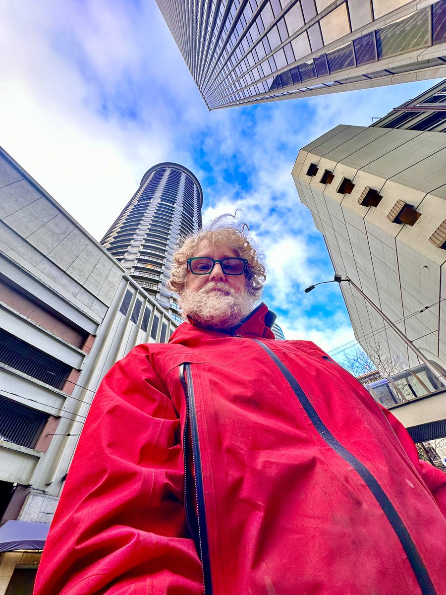 tony_welch's tweet image. City Life 🌇 #livebetterworkunion #valleylife @686