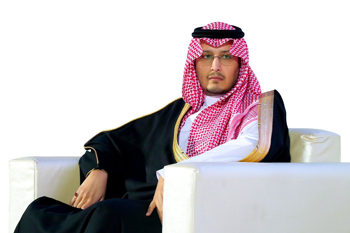 DewanSubh's tweet photo. #ديوان_قبيلة_صبح 
تلقى سعادة اللواء عبدالرحمن عتيق الصبحي 
اتصالاً هاتفياً من صاحب السمو الملكي 
الأمير  أحمد بن فهد بن سلمان آل سعود 
نائب أمير المنطقة الشرقية 
قدم له سموه احر التعازي وصادق المواساة 
في وفاة اخيه صالح بن عتيق الصبحي رحمه الله https://t.co/oUO86E5kOP