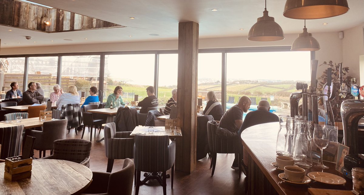 The Pickwick Inn & Oliver’s Restaurant tweet media