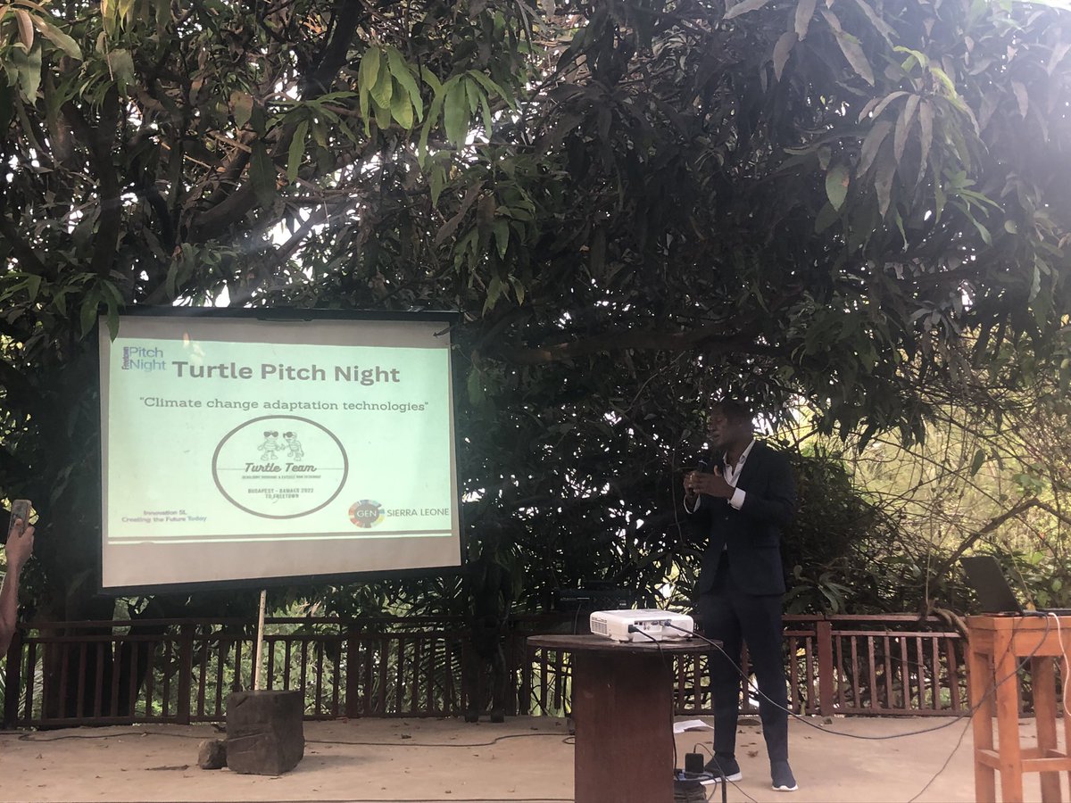 IrlEmbFreetown's tweet photo. Thank you @fsgthird for the invitation to judge at the Climate Change Adaptation Technology Pitch Night. Eight really strong candidates committed to entrepreneurship &amp; the environment- a 🏆 combination 

#TurtleTeam #InnovationSL #PitchNight #GENSierraLeone #BudapestBamakoRally https://t.co/eddQe1uKgk