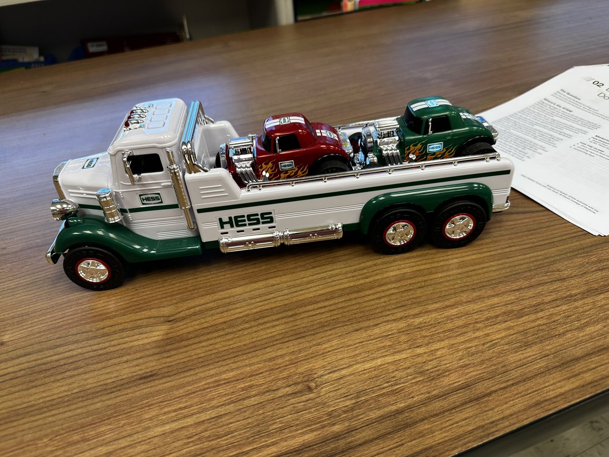 MissMirandaRamirez tweet media