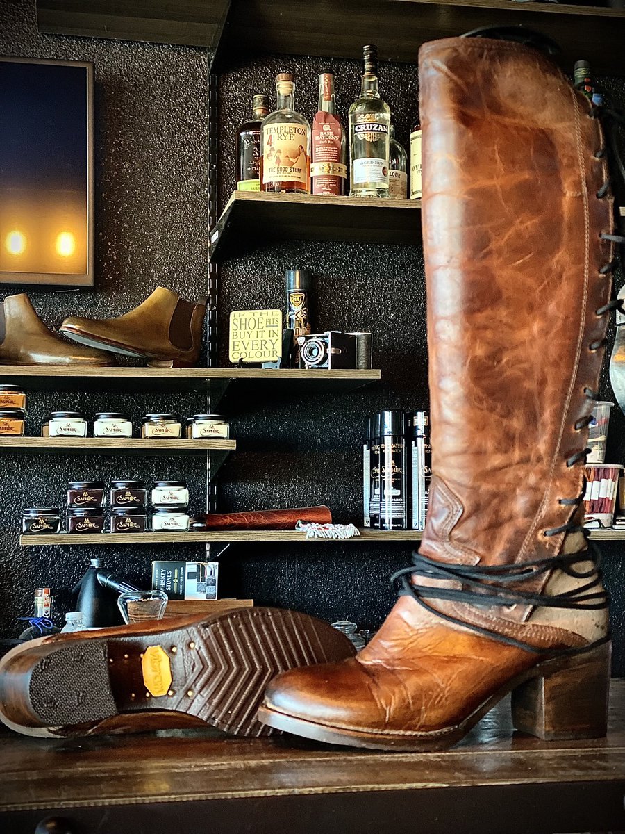 CobblersPlus's tweet photo. Freebird Coal Boots with a new Vibram 700 Soles for some grip and longer wear.
@FreebirdStores @vibram #FreebirdBoots #FreebirdFootwear #FashionableFootwear #TrendyBoots #StylishSteps #WesternInspired #ArtisanalFootwear #BootsWithPersonality #FashionForward #FeetFashion https://t.co/9r90kzuOdl