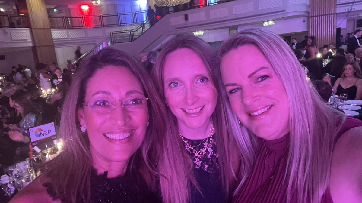 The gorgeous ladies from @sky @NEP_Connect  @EMGLiveUK at table 22 @SargentDisc @BroadcastAwards #ba2023