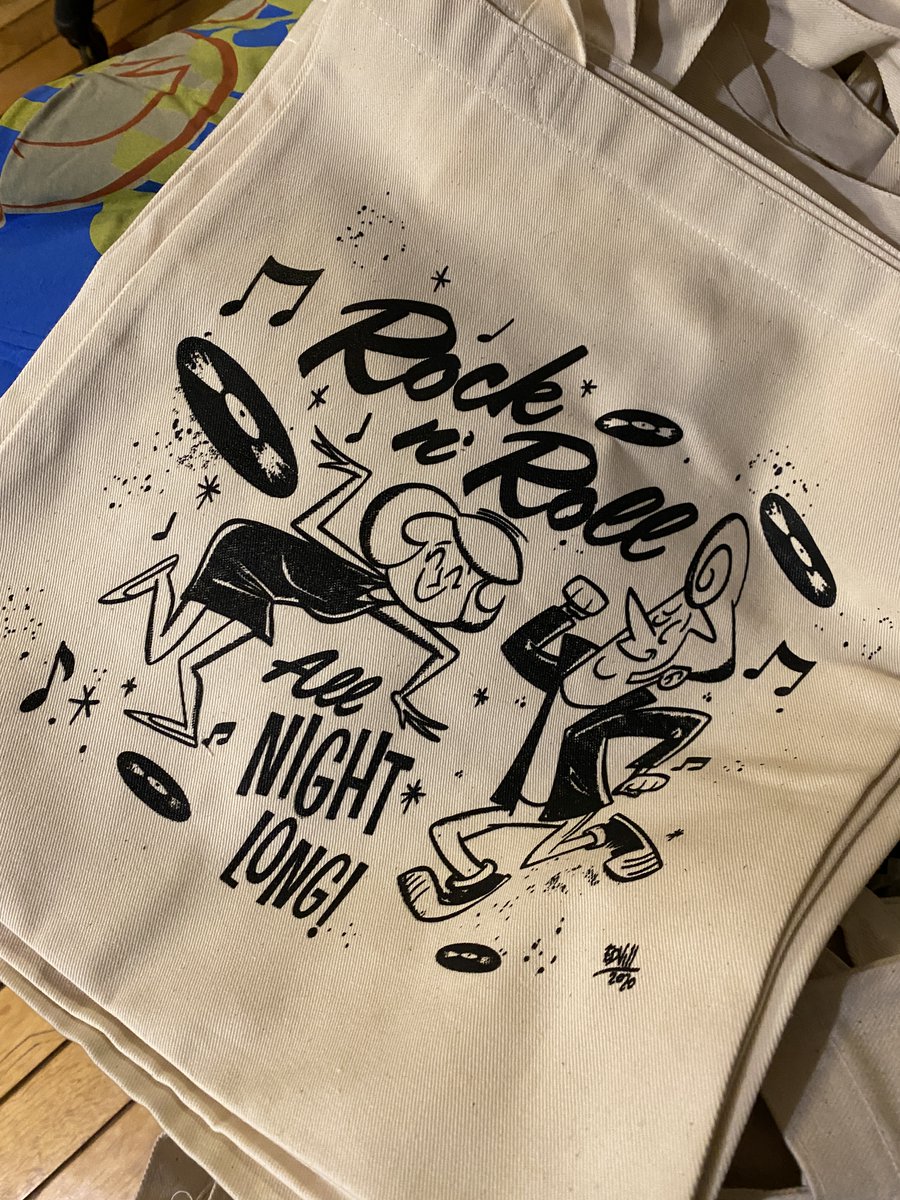 edvill's tweet photo. Más Merch para #EdVillStore :)
Tote Bags para toda ocasión... https://t.co/7hefVehto6