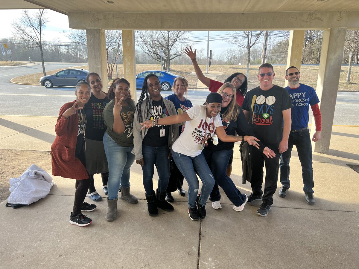 Arrowhead Elementary School tweet media