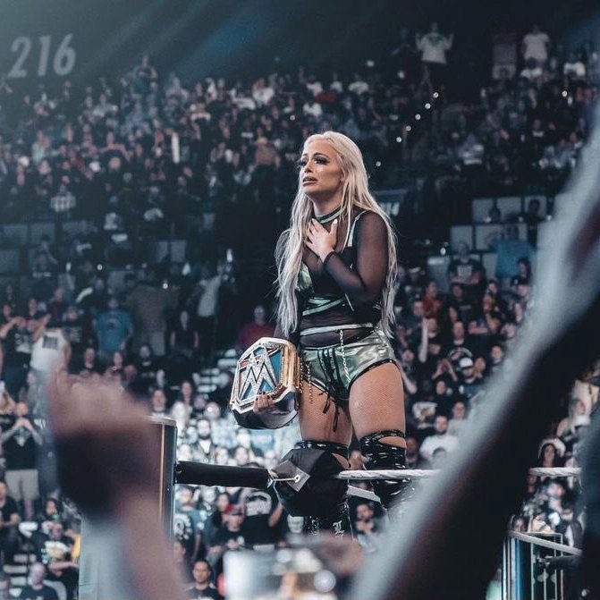ChachGPT's tweet photo. @YaOnlyLivvOnce 
Still think about this moment every single day… 7/2/22 💵💚✨
#LIVintheBank #BigLivEnergy 🖤✨ https://t.co/tf1rSlnhzt