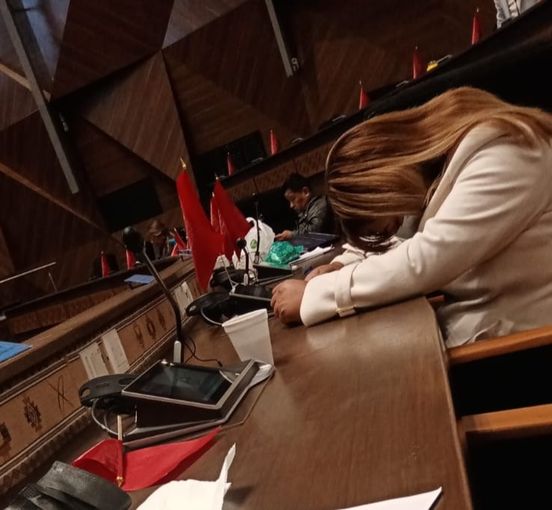 ejutv's tweet photo. Cc denuncia que dos diputadas del MAS sesionan en estado de ebriedad
Autopublicado en https://t.co/cBlr9bd4TL de Detrás de la Verdad, DTV, Facebook https://t.co/aLft4okKjw