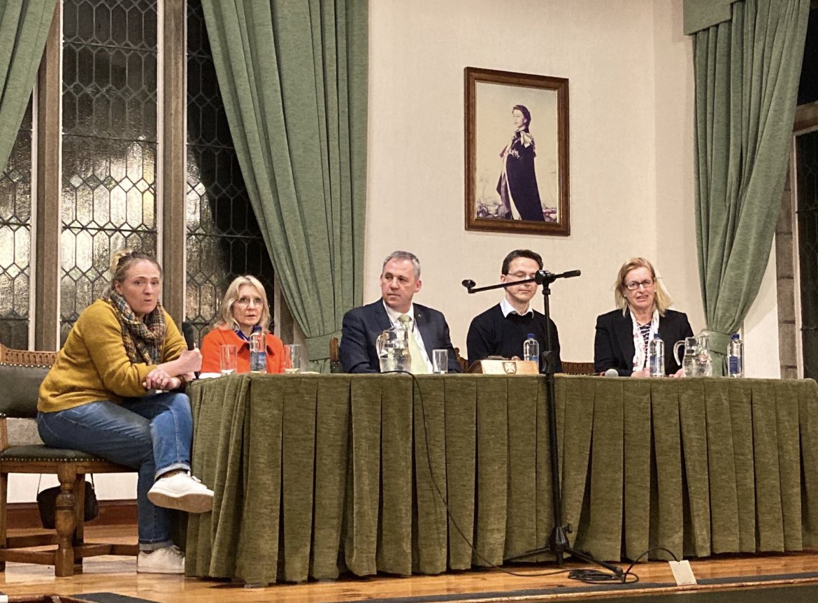 AndyJehan's tweet photo. My thanks to #District3 #Deputies for joining me in a Q&A session @KirstenJersey @ElaineMillarJsy @hilaryjeune #AndyHowell Some good questions and feedback suggests we should do it again #CoastCountrysideCommunity #TeamStJohn https://t.co/m8bxGX0wc1
