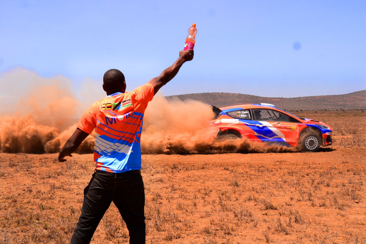 CreedExpress's tweet photo. Our very own @innocentm16 sweeps up the accolade, Motorsport Photographer of the year https://t.co/zIBy8zMw7J