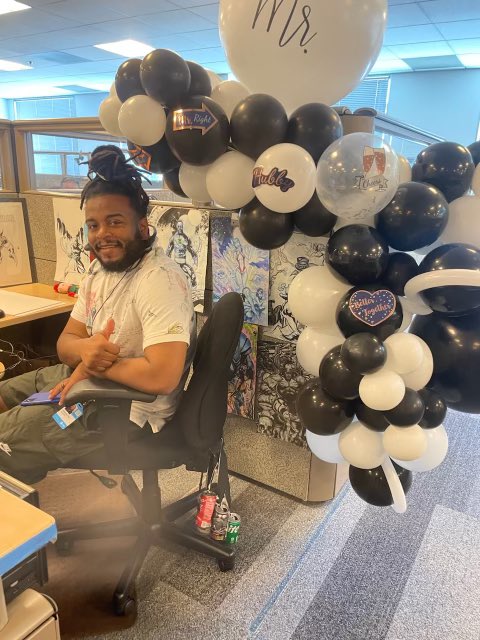 Everyone help me say congrats to one of employees who got married over the weekend CONGRATS ANDREW!!! 💍🤵‍♂️💫✨ @LifeAtATT @lcsmith0925 @WeRtheNAC @SSG_Cerritos #weddingcelebration #funatwork #lifeatatt #SmithStarzz