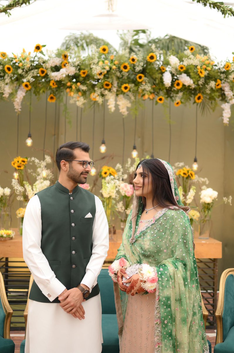 sukoonhours's tweet photo. I got engaged to the love of my life, Alhumdullilah 🥹❤️ Mera toh #WeMetOnTwitter  hogaya hehe. @myahyakhan5 ❤️ you’re the best thing that has ever happened to me. Alhumdullilah for you. https://t.co/62F0uk1CXK