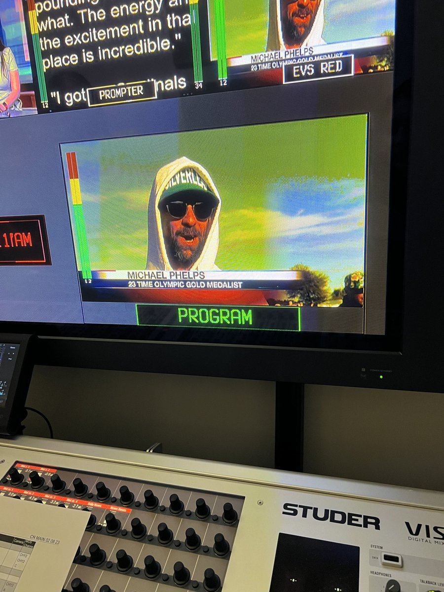jenna0dd0's tweet photo. Catch @MichaelPhelps on @cronkitenews, here at the Waste Management Open in Scottsdale. Watch at 4:30pm on AZPBS! https://t.co/7LjS1Kb8MI