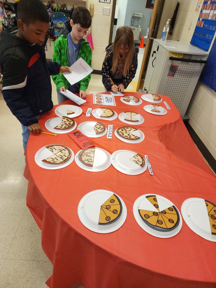 SkowrStem's tweet photo. Another fun math review with my kiddos today! #FractionPizzaria #LoveMyLittleClass #ClarkCreekSTEM https://t.co/c1hA61rYnS