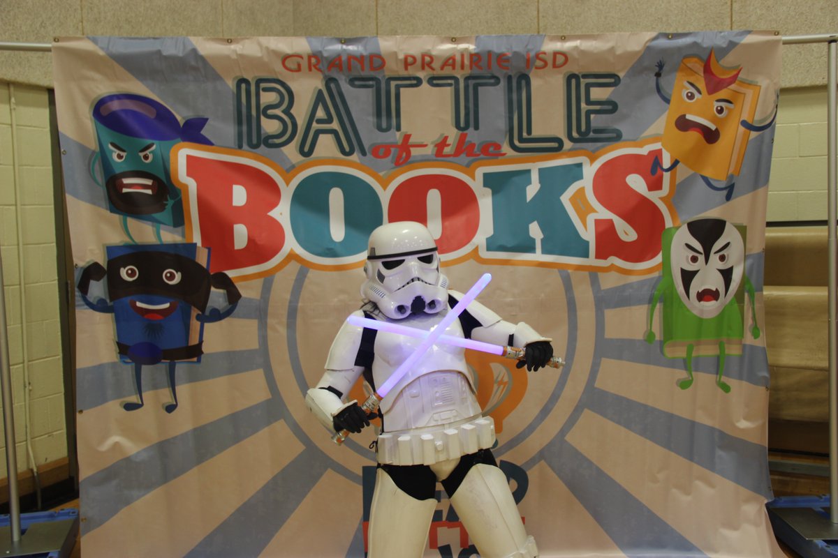 YMLAGPISD's tweet photo. Tuesday night, YMLA hosted the Battle of the Bluebonnets competition for elementary campuses in GPISD. Below are just a few images of a successful night of student, parent, and community involvement promoting the joy of reading! #gpisdlibraries https://t.co/GrZTBe2uGr